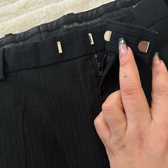 Pants - Picture 2 of 4